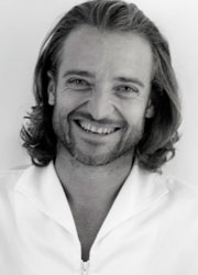Javier Albares