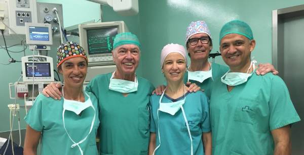 Equipo-Clinica-Ginecologica-quirofano