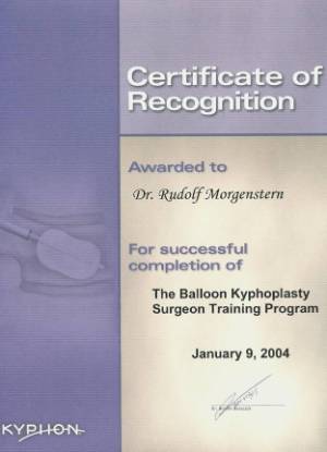 Acreditación del Dr. Morgenstern como cirujano cualificado para la „Cifoplastia" (vertebroplastia con balón y cementado a baja presión).