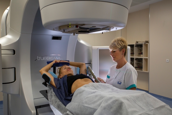 Radioterapia Instituto oftalmológico Teknon