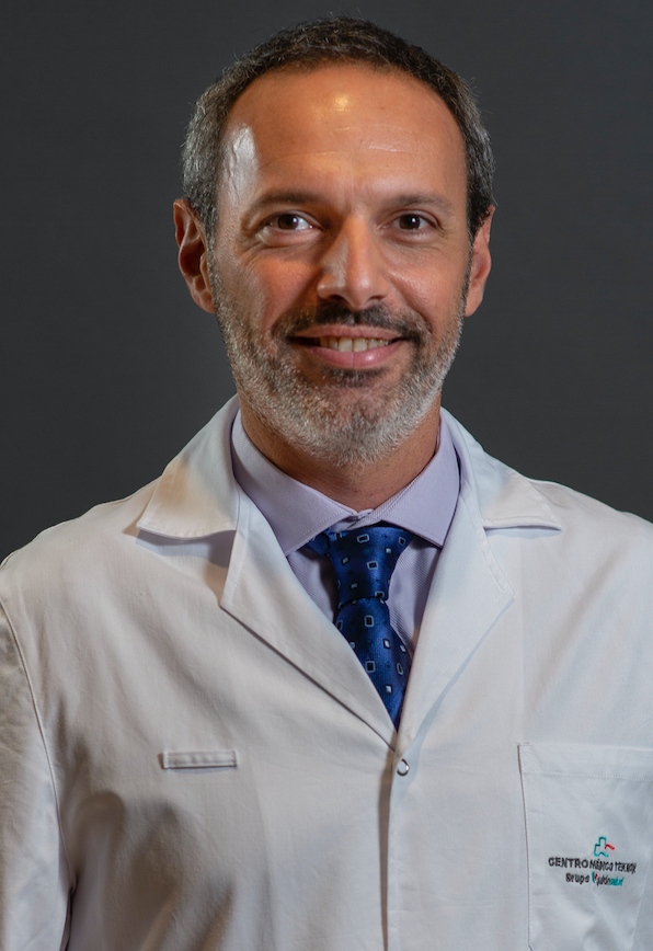 Dr. Alejandro Panaro