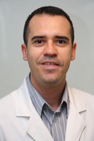 Dr. Óscar Felguera Garcia